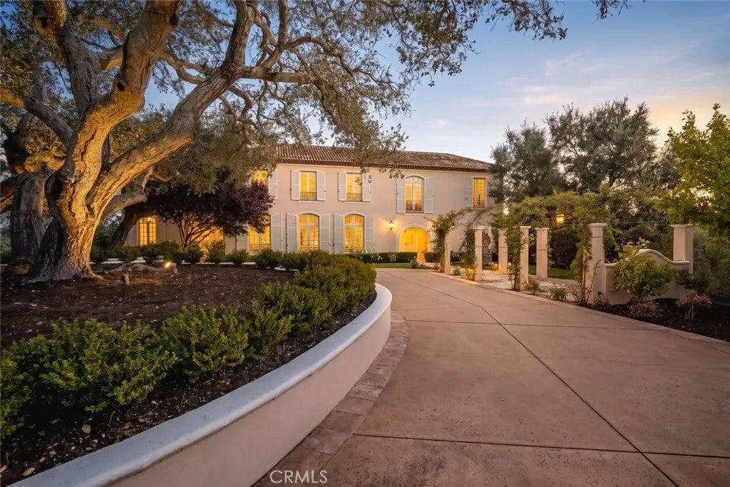 2520 Nightshade Place — photo