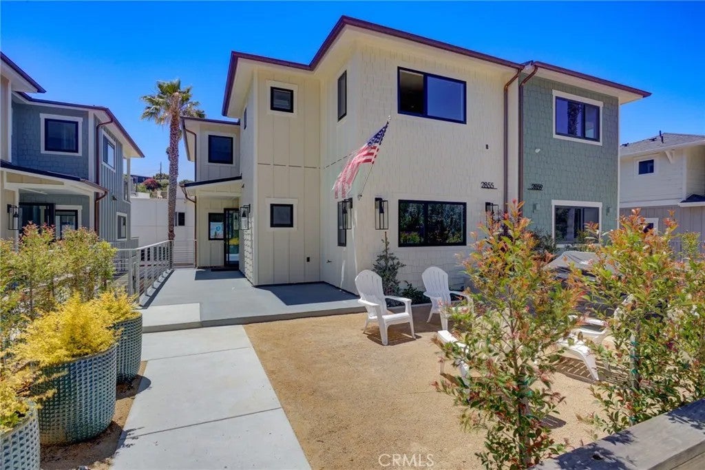 2855 Avila Beach Drive — photo