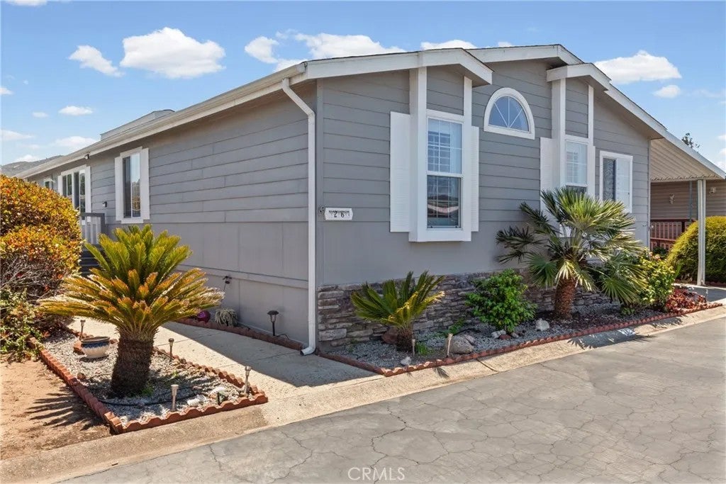633 Ramona 26 — photo