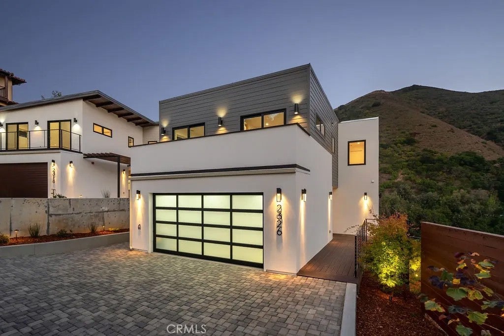 2326 Santa Ynez Avenue — photo