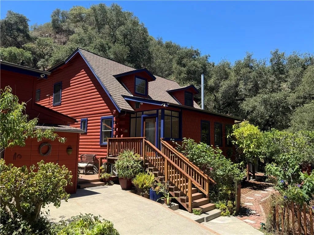 385 Squire Canyon — photo
