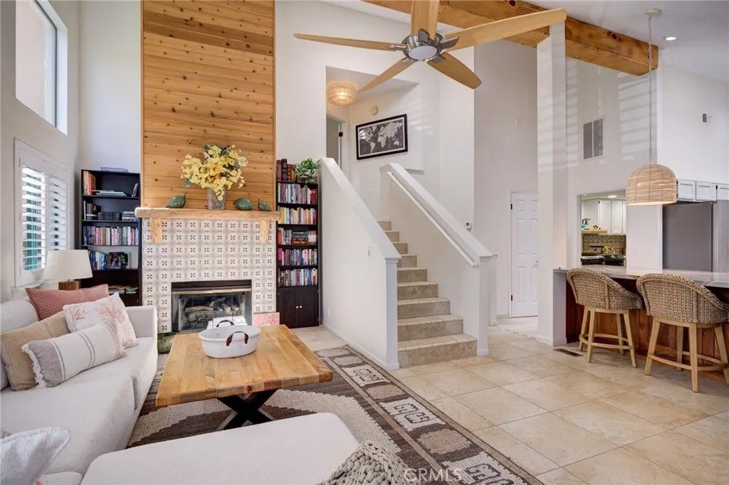 6456 Twinberry Circle — photo