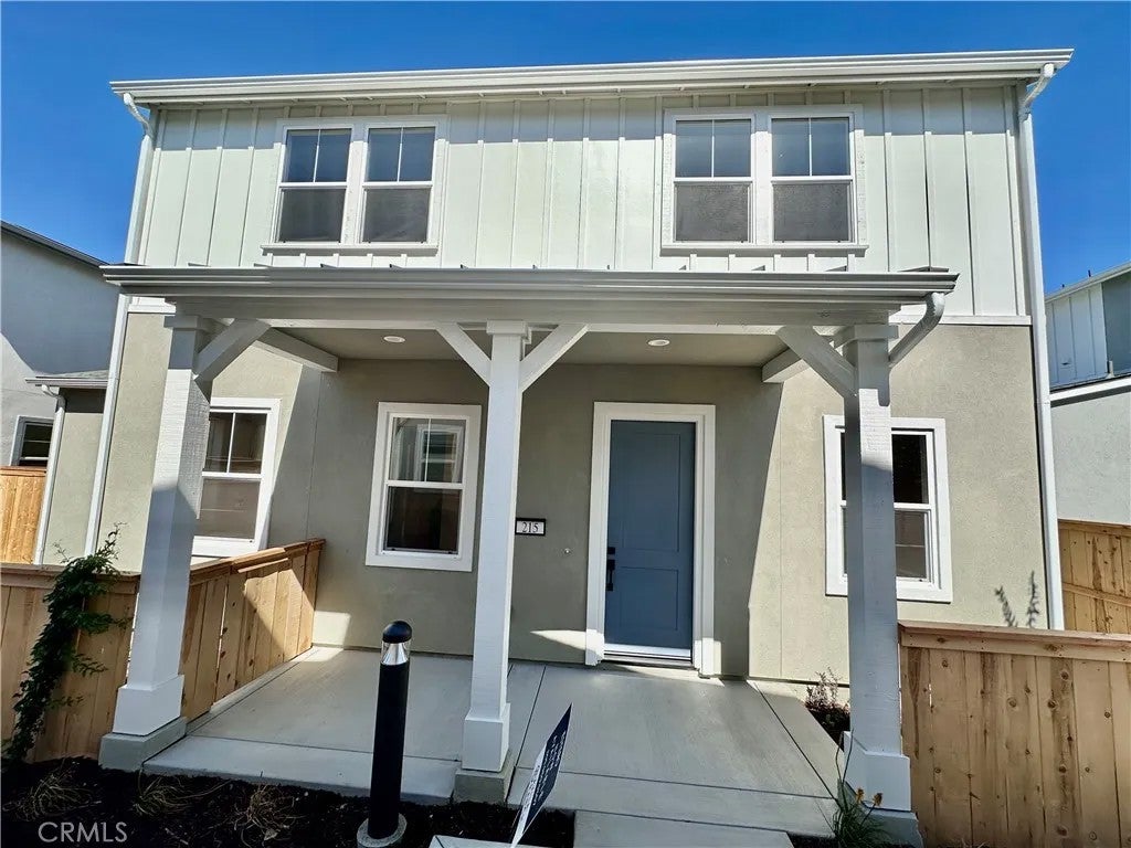 215 Kitty Hawk Court — photo