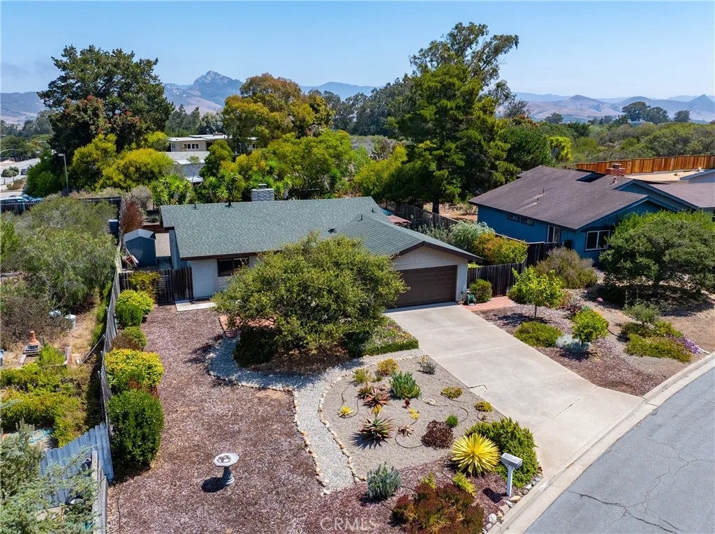 1340 Bay Oaks — photo