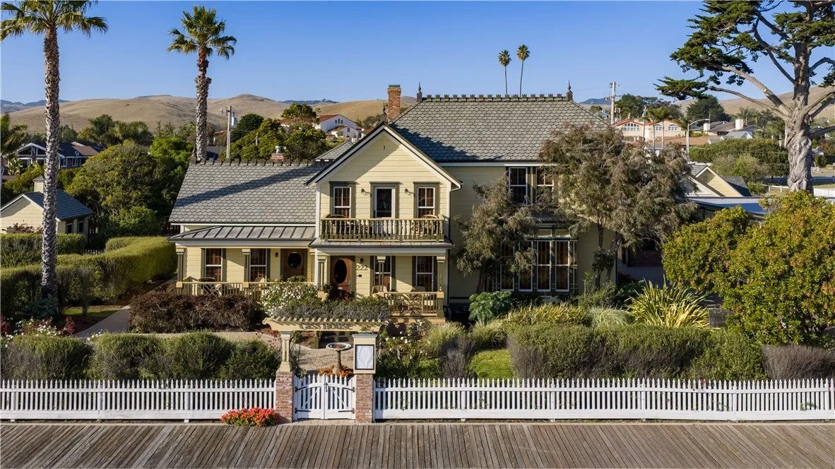 149 Cayucos Drive — photo