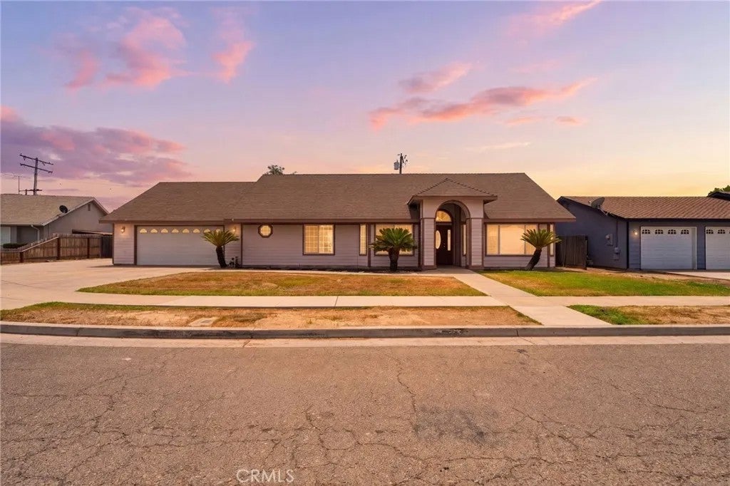 1487 Boyd Court — photo