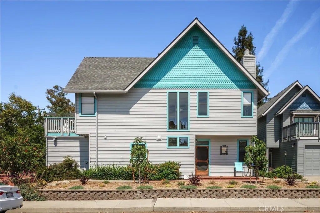 720 Leff — photo