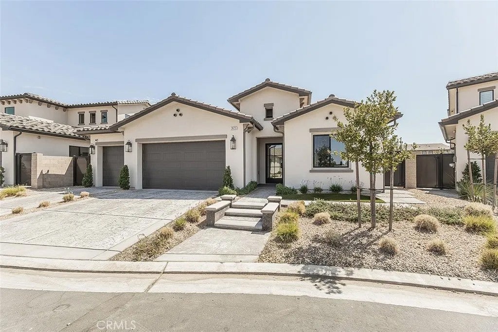 2825 E Beech Tree, Clovis, CA 93619 — photo 2