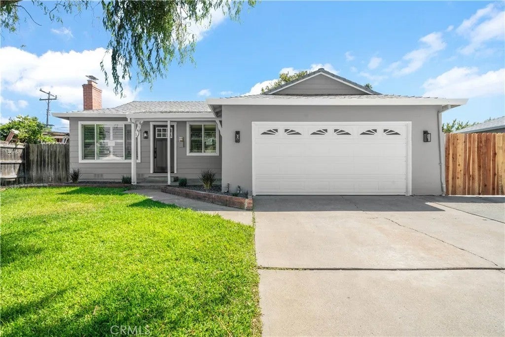 1416 Lomas — photo