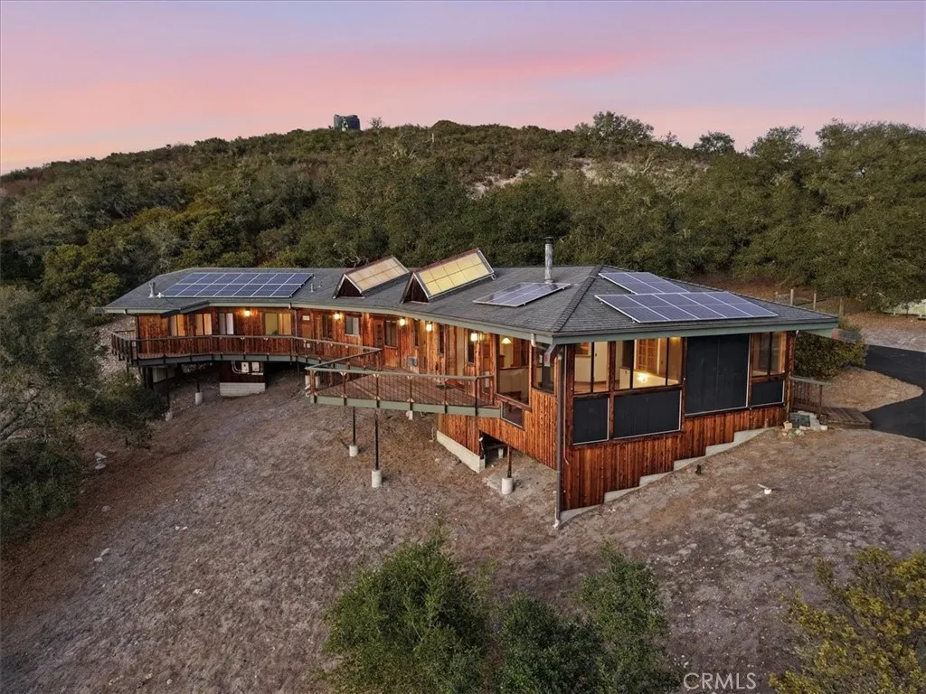 456 Squire Canyon Road — photo