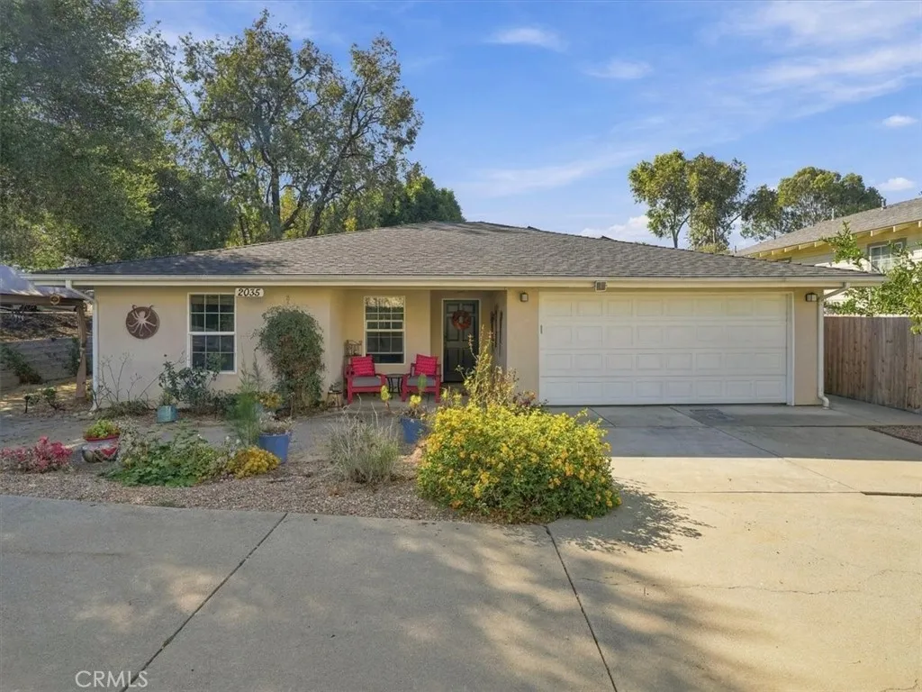 2035 Rachel Street — photo