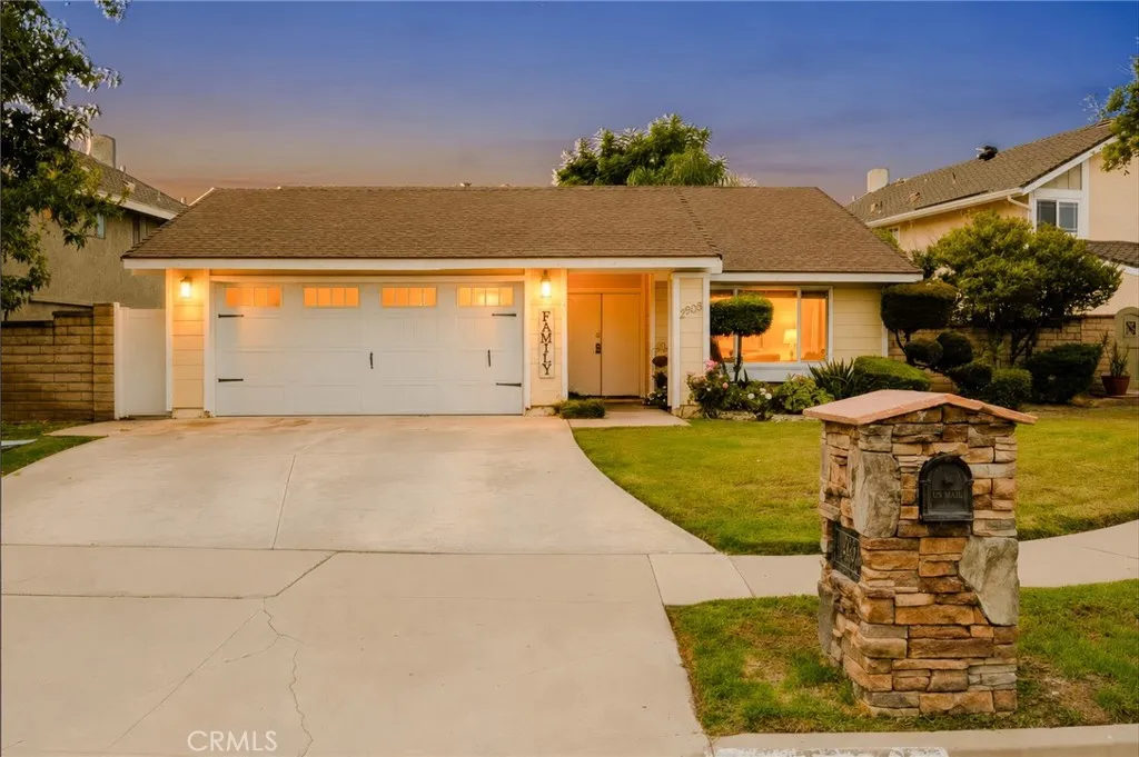 2905 El Paso Ave — photo