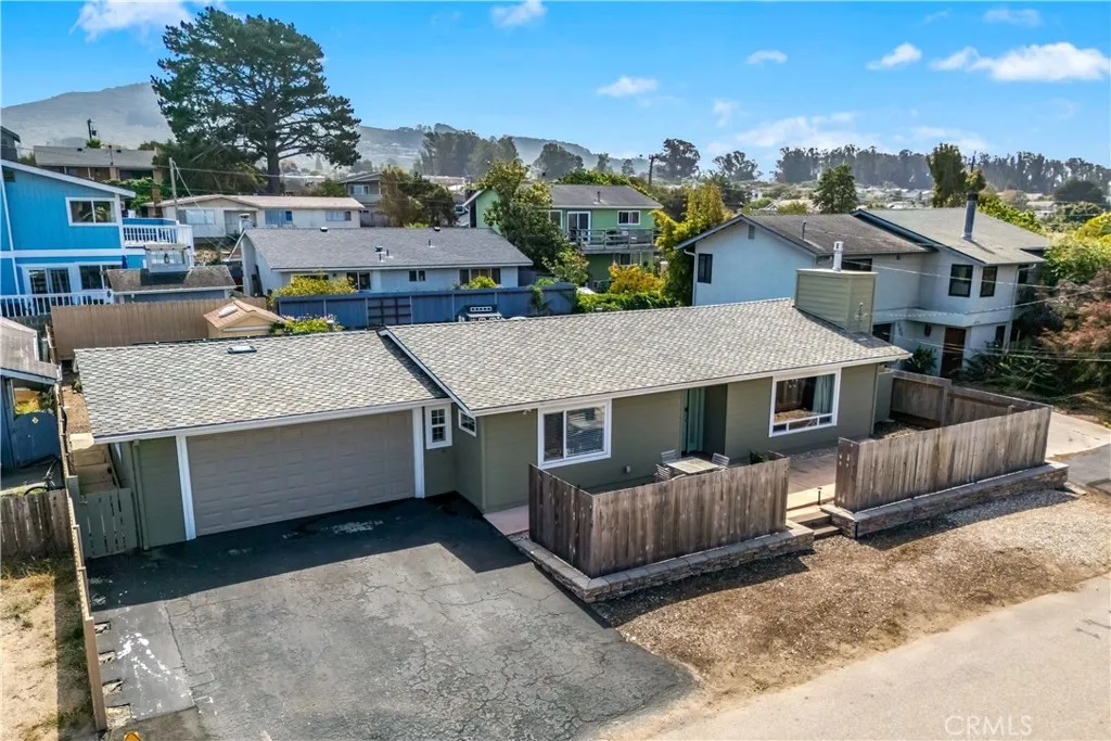 557 Mitchell Drive — photo