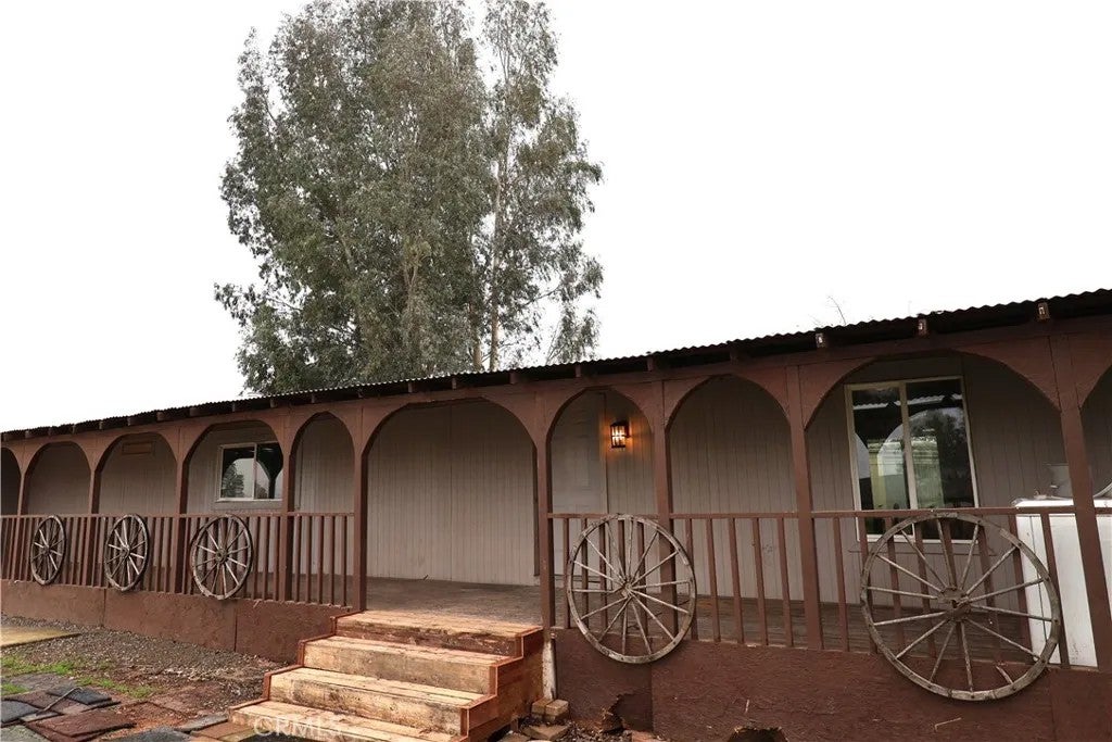 22559 Meadowlark — photo