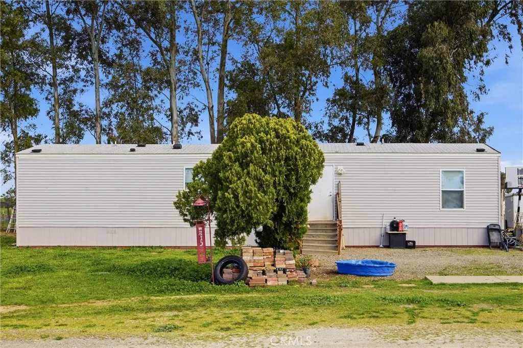 4830 Hall, Corning, CA 96021 — photo 2