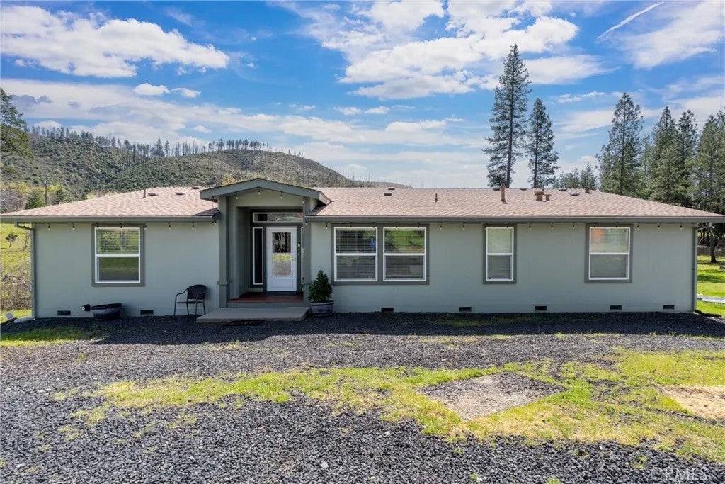 4100 Ishi — photo