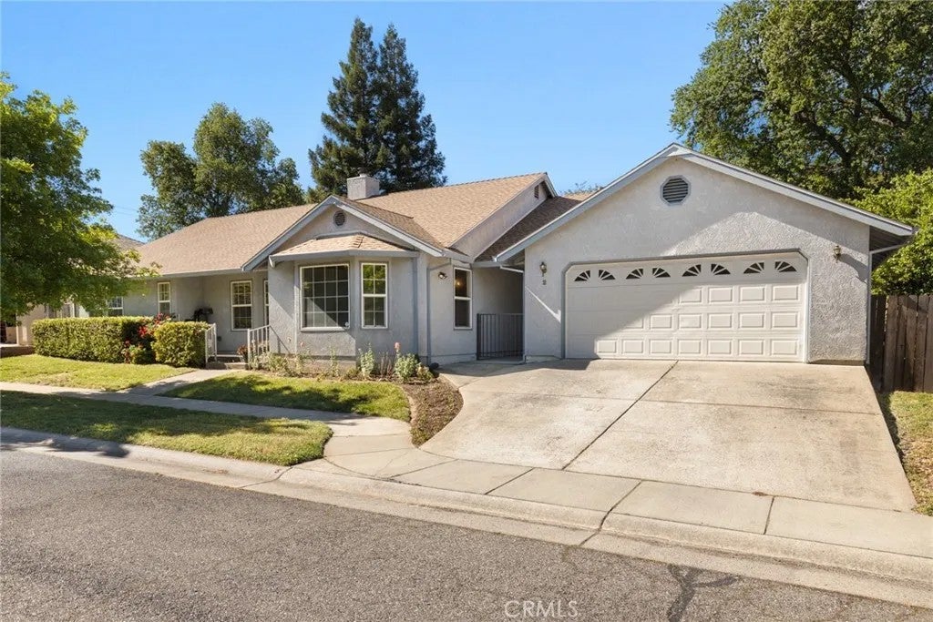 2 Summerwood Court — photo