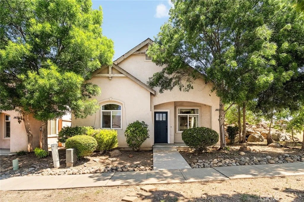 1459 Yosemite Drive — photo