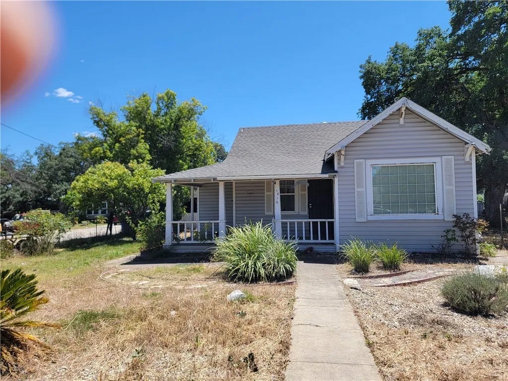 1515 Derby Road — photo