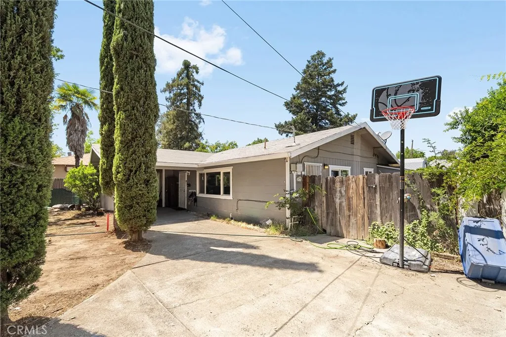 960 High, Oroville, CA 95965 — photo 2