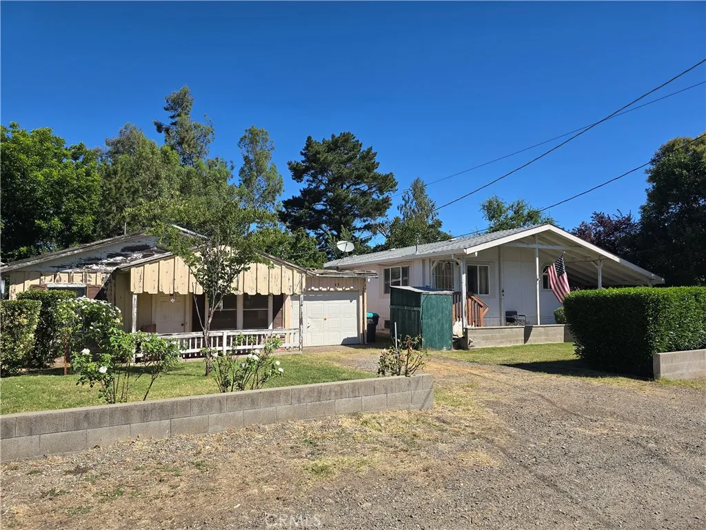 24366 Electric Avenue, Red Bluff, CA 96080 — photo 2