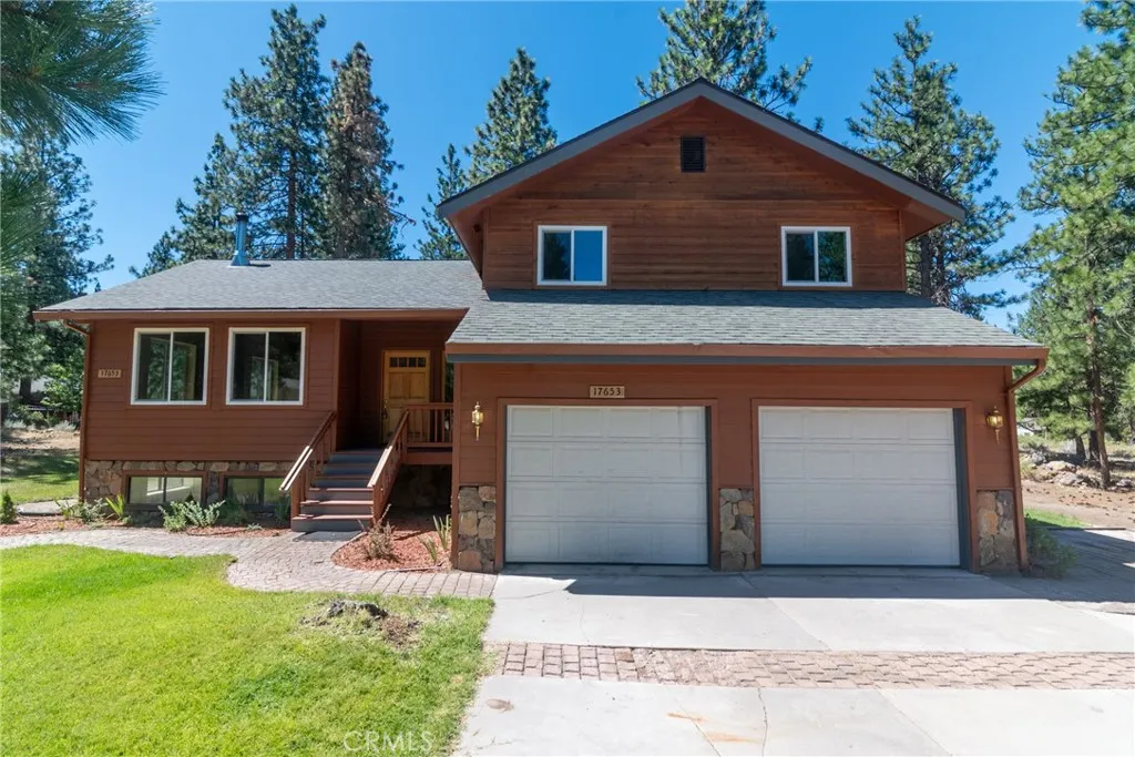 17653 Cougar Court — photo