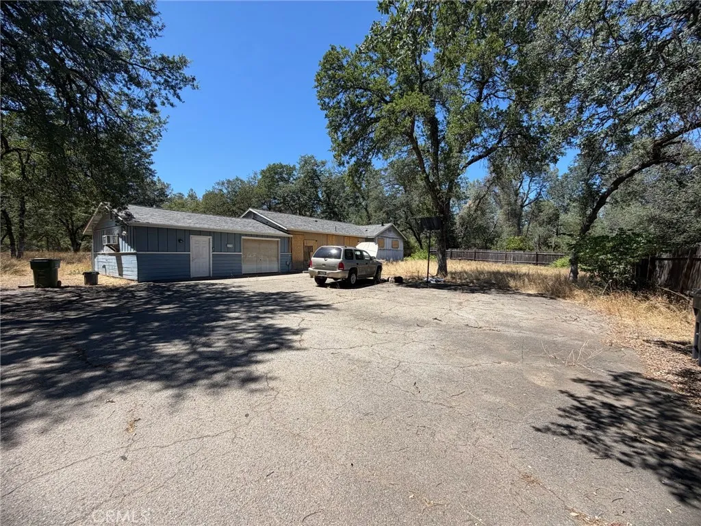1672 Lake, Redding, CA 96003 — photo 3