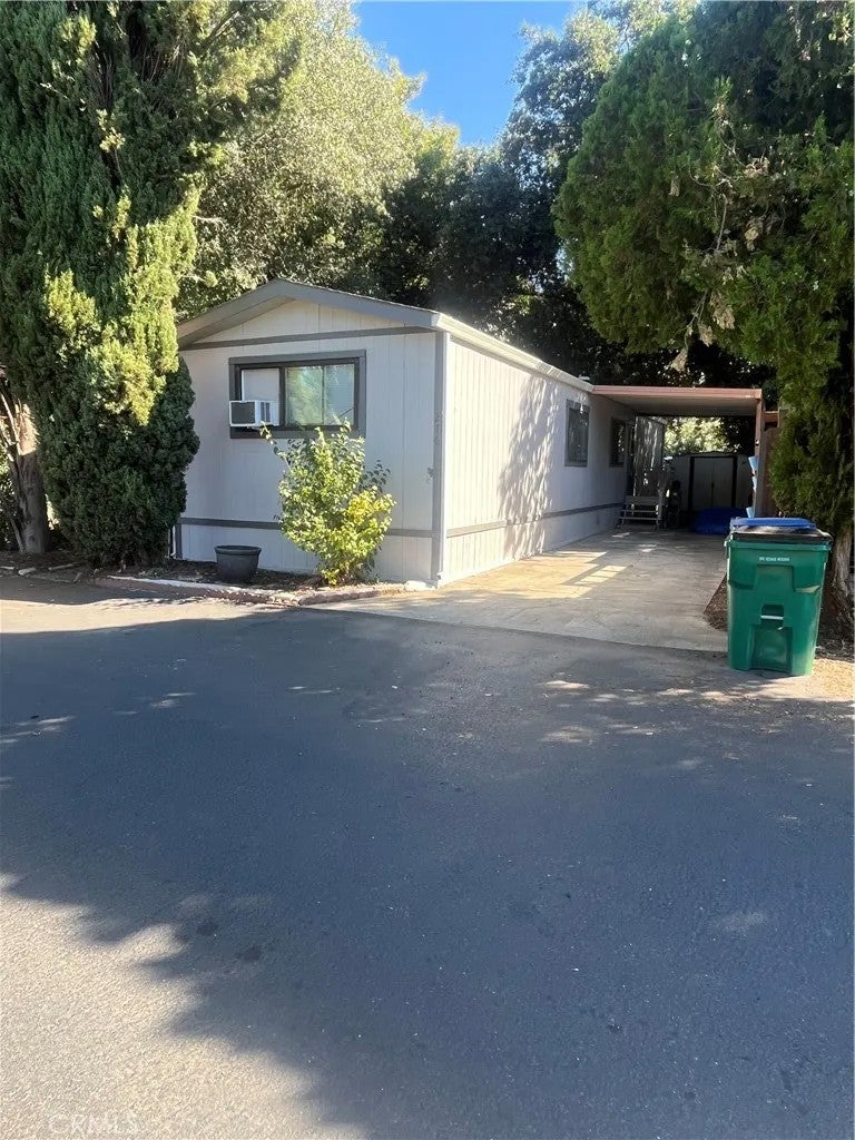 3156 Esplanade 276 — photo