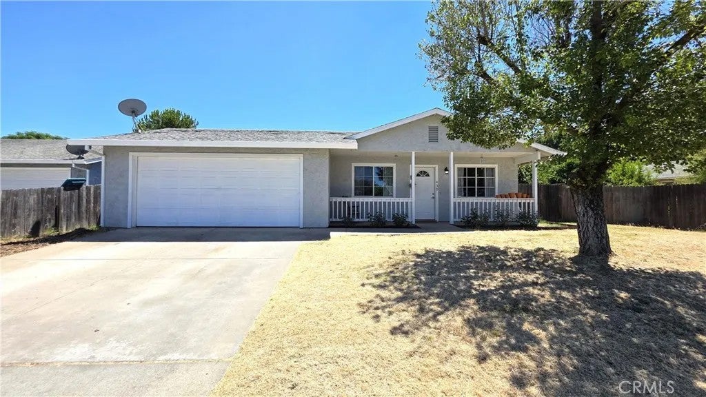 439 Scarlet Oak Dr — photo