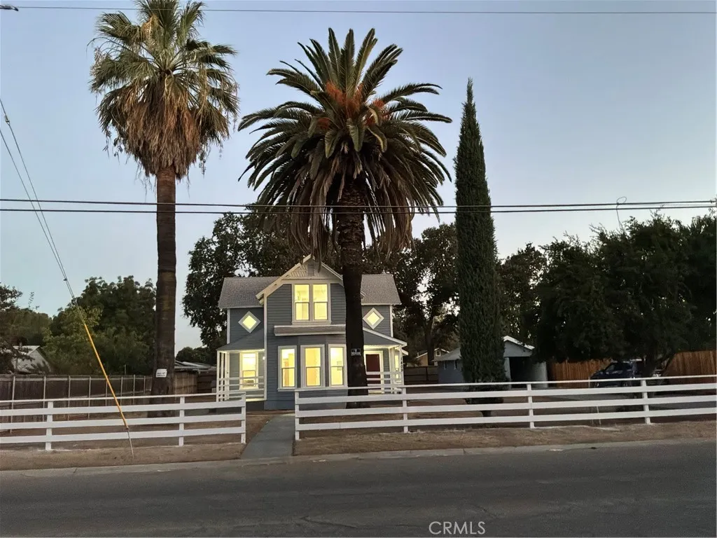 1409 Fig, Corning, CA 96021 — photo 2
