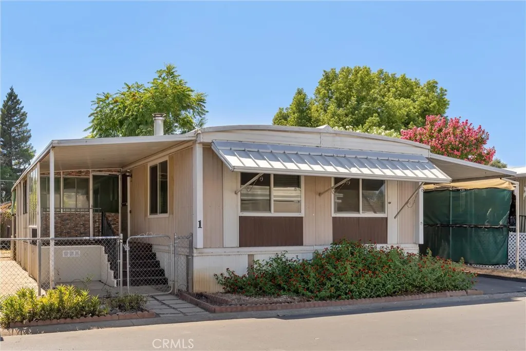 982 E Lassen #1, Chico, CA 95973 — photo 2