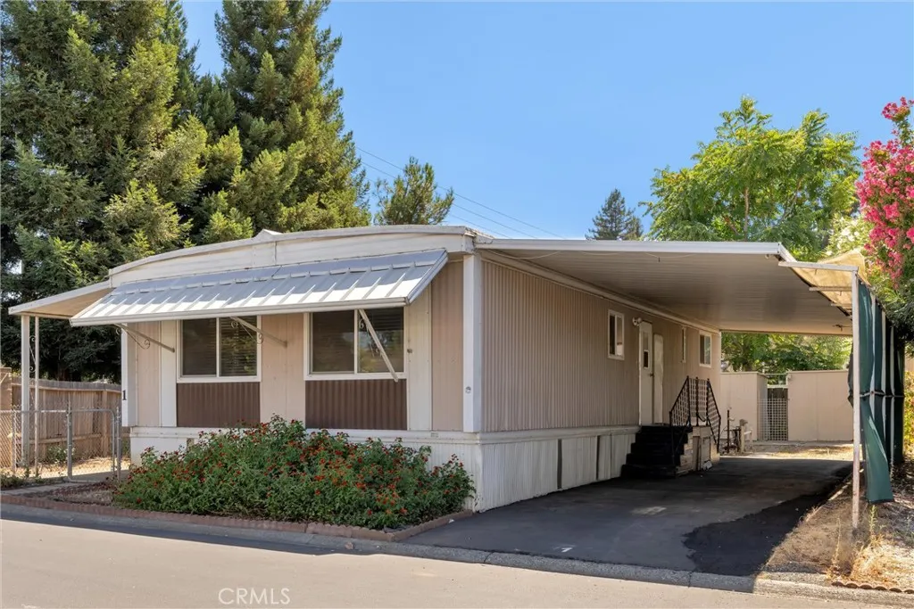 982 E Lassen #1, Chico, CA 95973 — photo 3