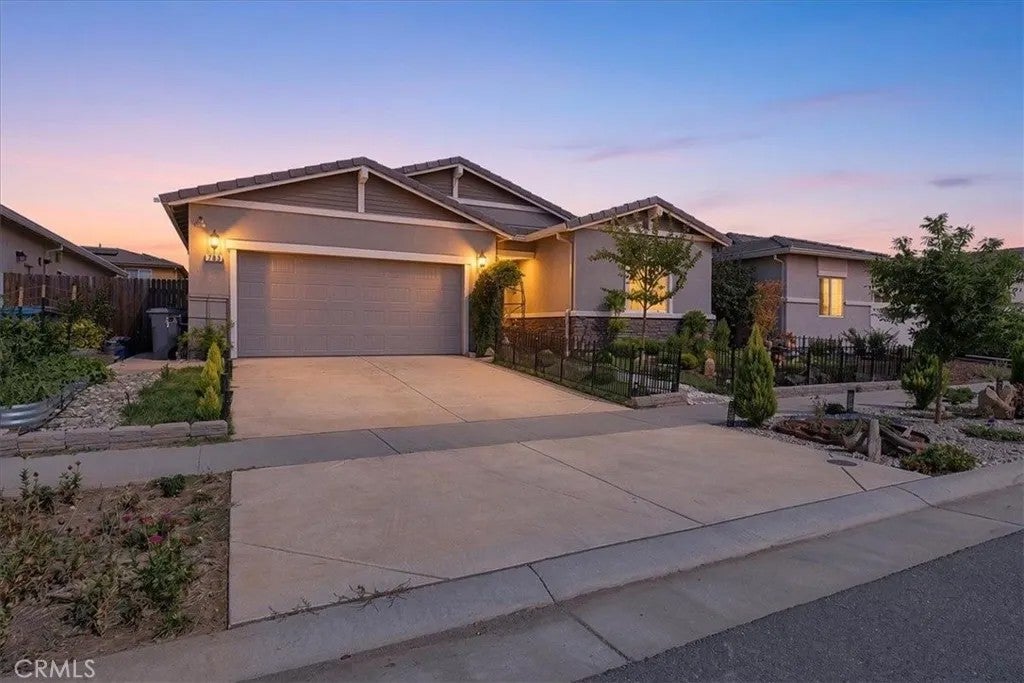 789 Chalice Creek Drive — photo