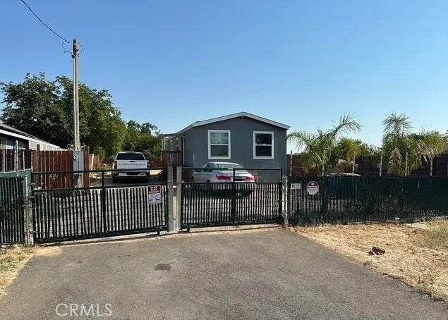 731 Colusa Avenue — photo