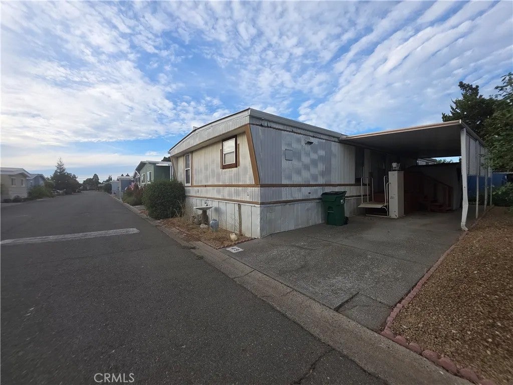 701 East Lassen 49 — photo