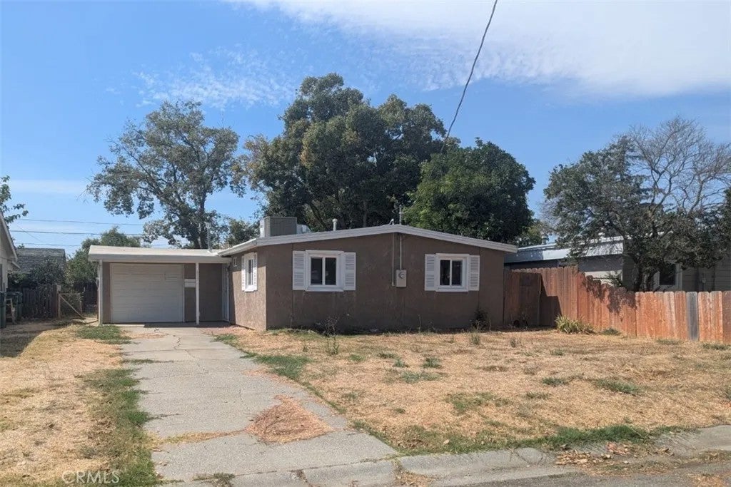 613 S Murdock — photo