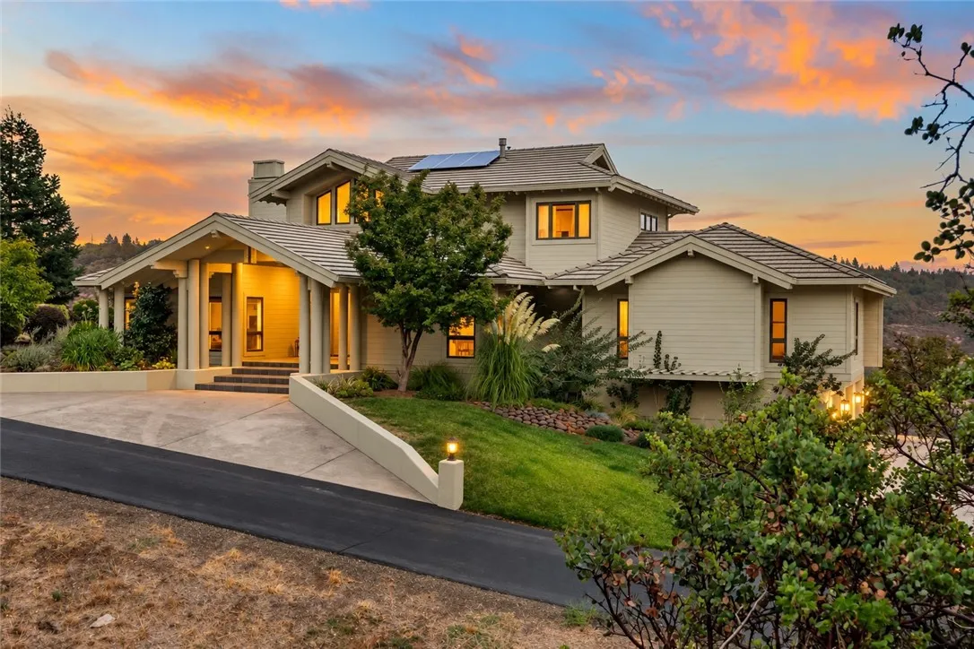 14950 Eagle Ridge Dr — photo