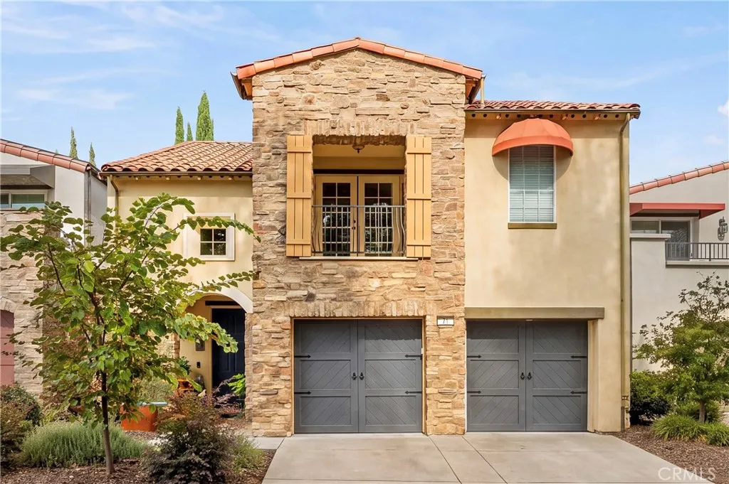 71 Veneto Circle — photo
