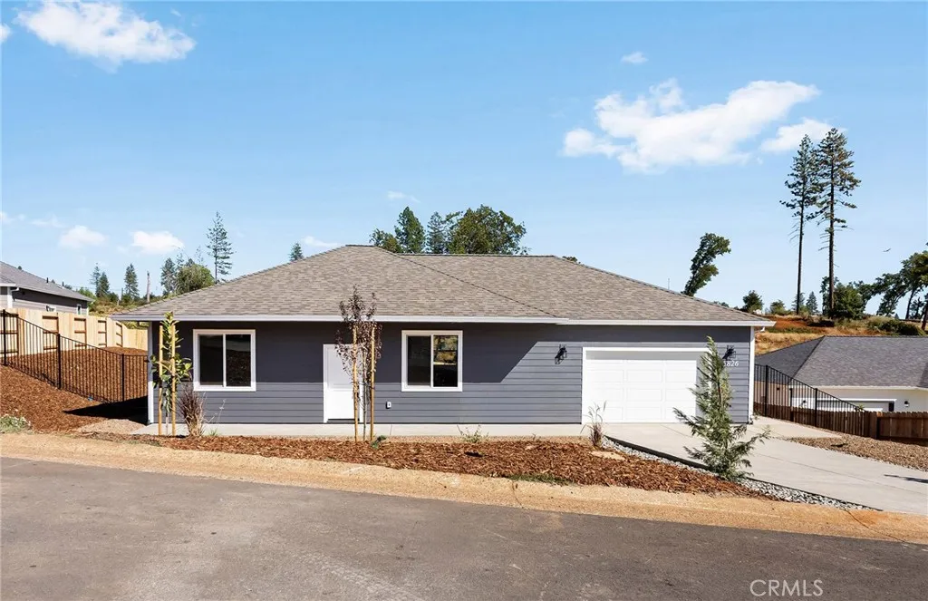 5826 Golden Oaks Road — photo