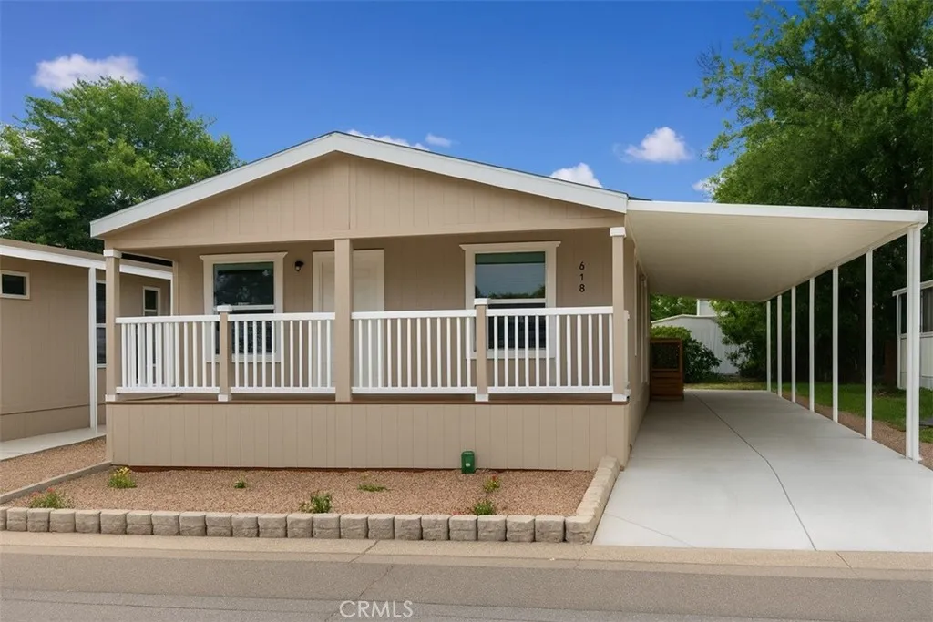 3549 Esplanade Unit 618 — photo