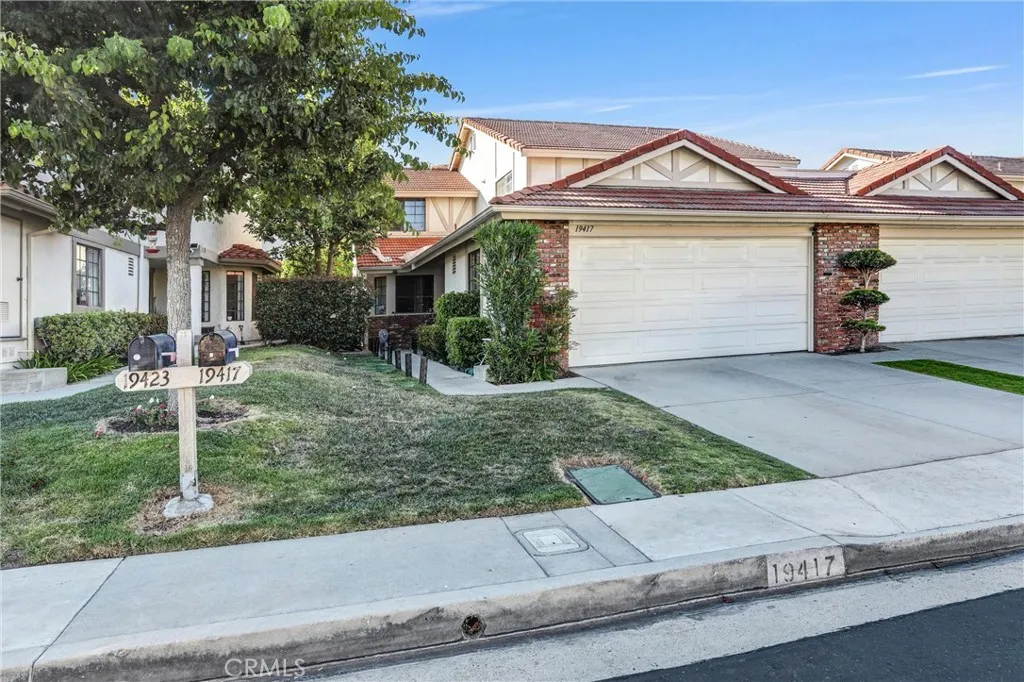 19417 Crystal Ridge Lane, Porter Ranch, CA 91326 — photo 2