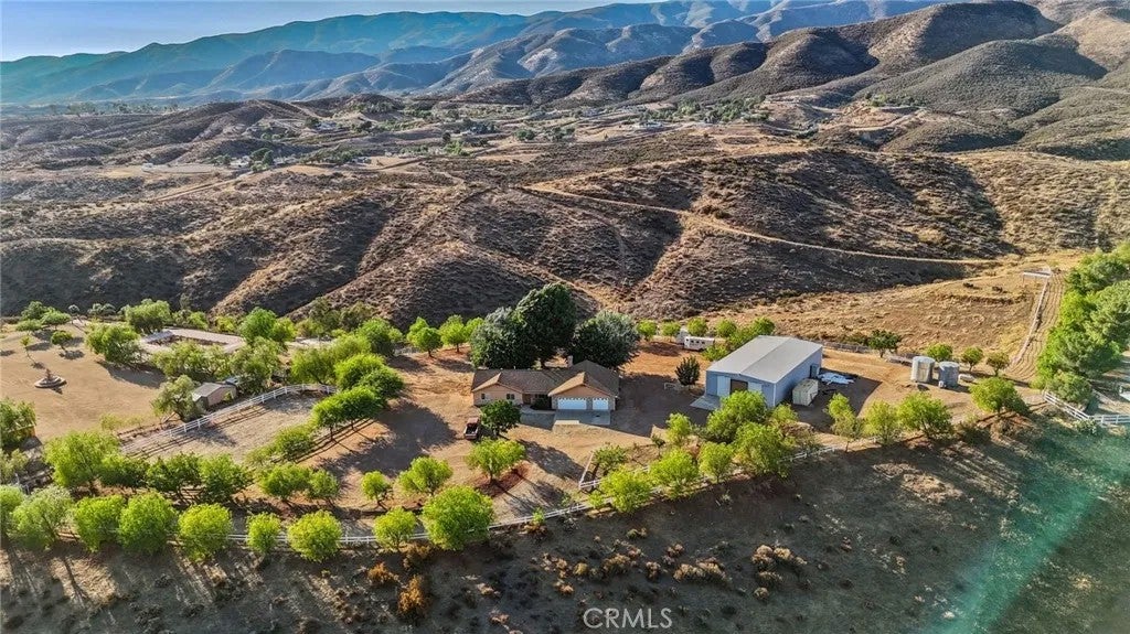 11709 Mint Canyon Road — photo