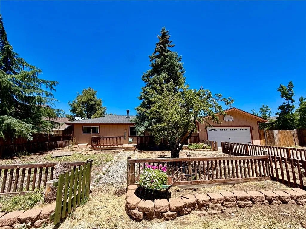 1118 Snowline — photo