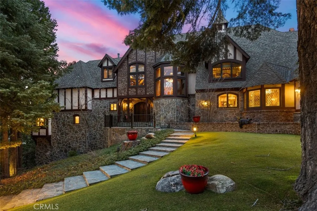 29162 Bald Eagle Ridge Road, Lake Arrowhead, CA 92352