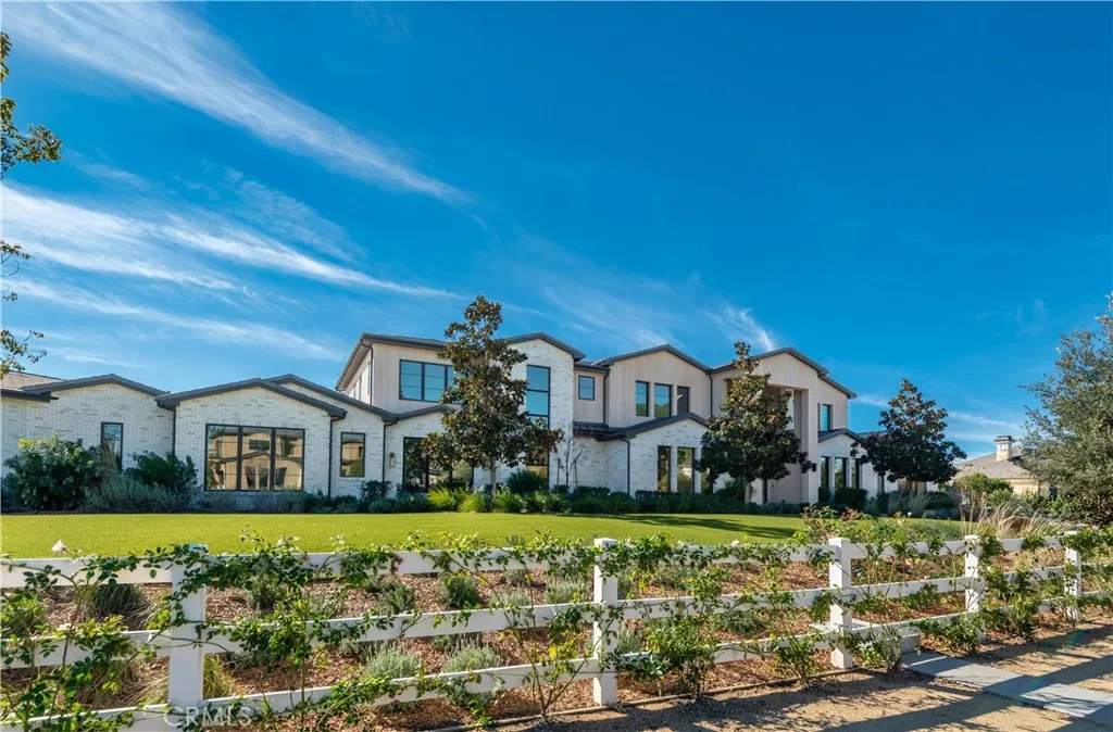 24050 Hidden Ridge Road, Hidden Hills, CA 91302