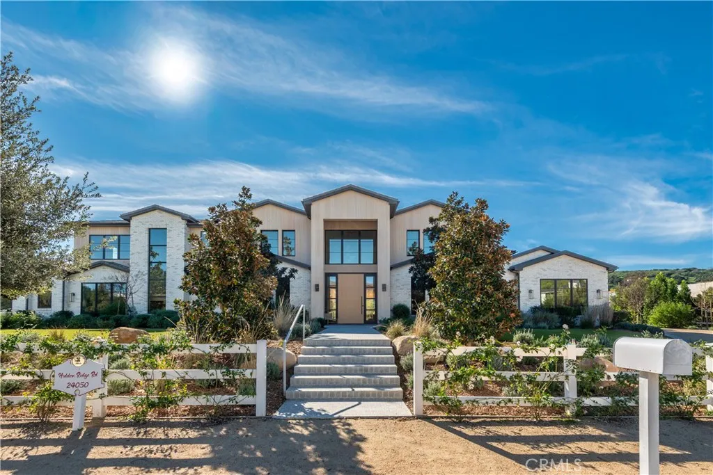 24050 Hidden Ridge Road, Hidden Hills, CA 91302 — photo 2
