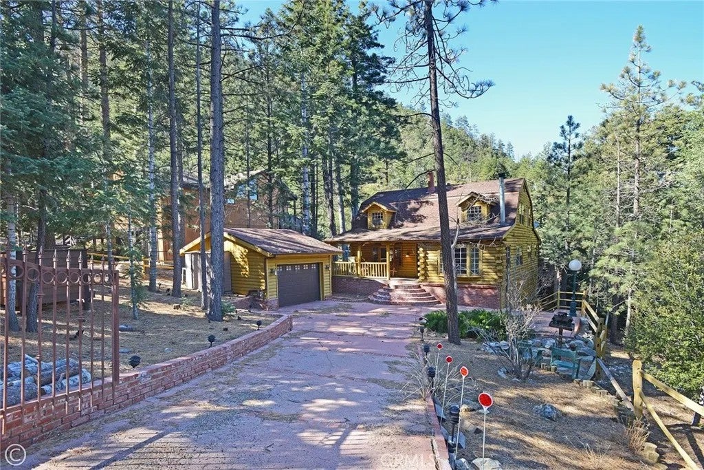 1217 Azalea Drive — photo