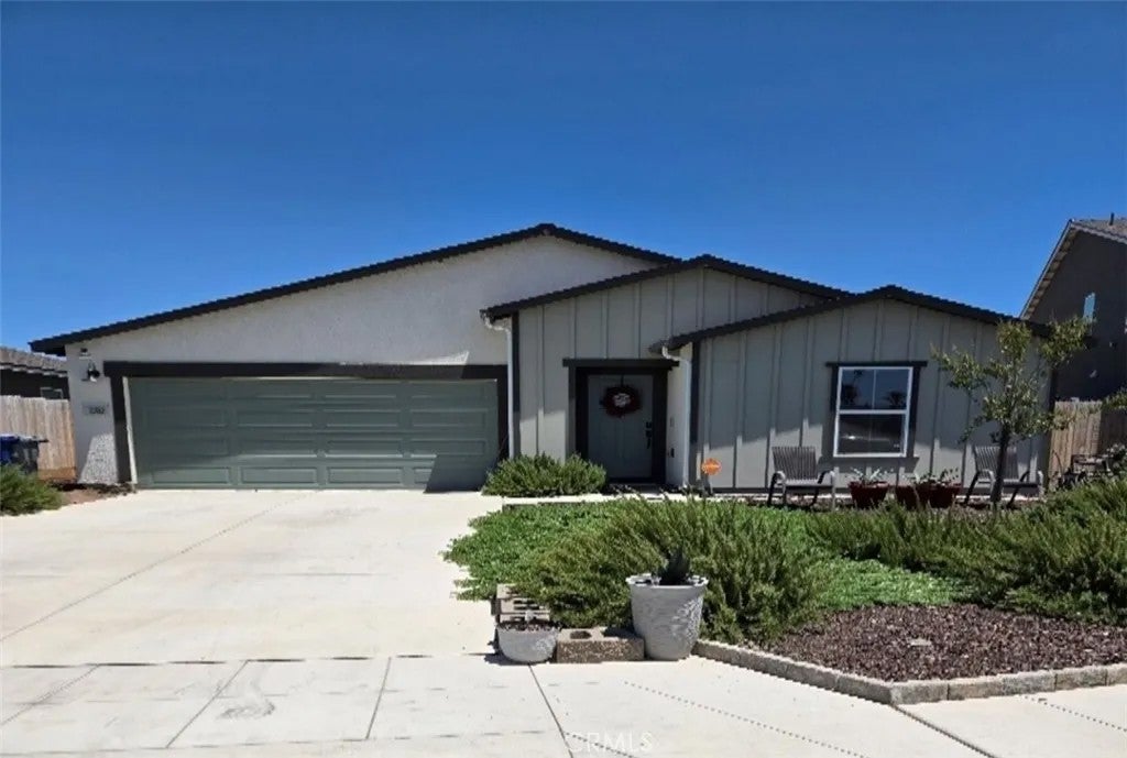 1583 Seneca Drive — photo