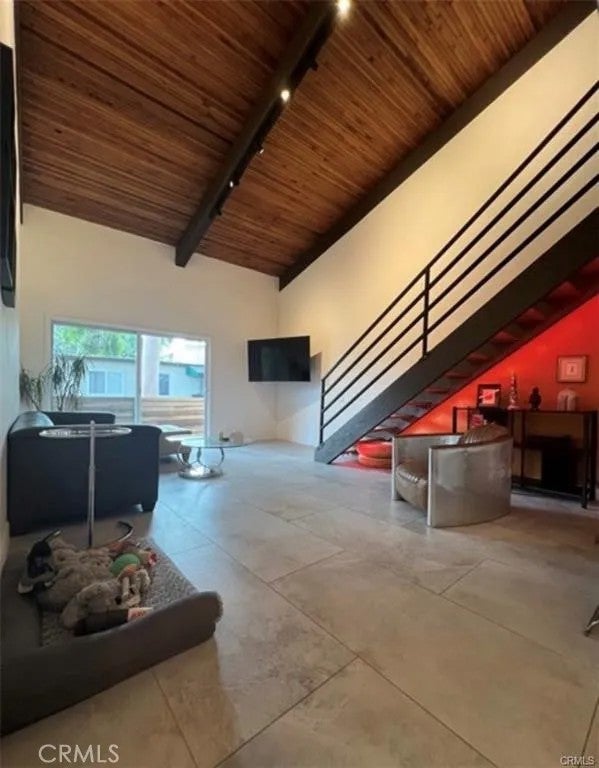 5460 White Oak a305 — photo