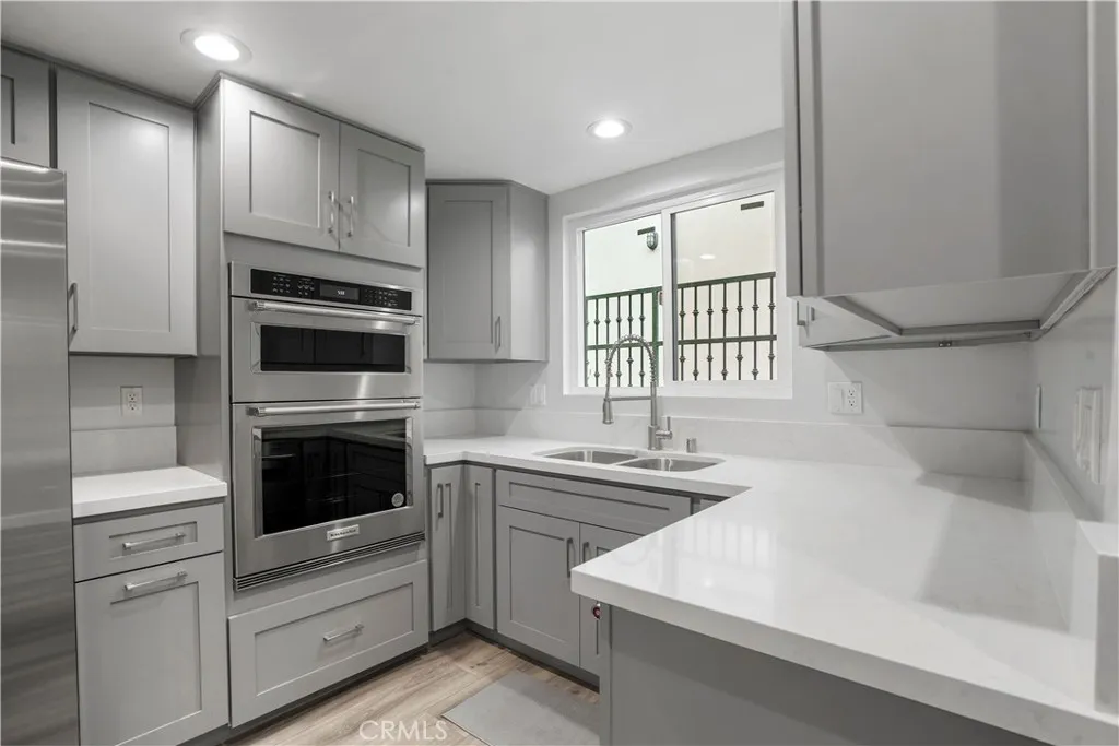 227 E Burbank #C, Burbank, CA 91502 — photo 3